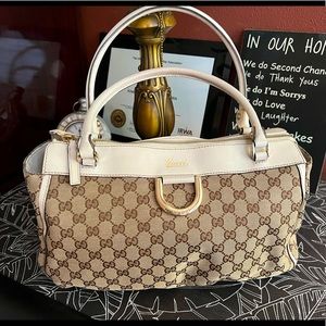 EUC Gucci handbag